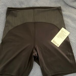 NWT Lululemon Blissful Bend Super High-Rise Short 8"
Black
